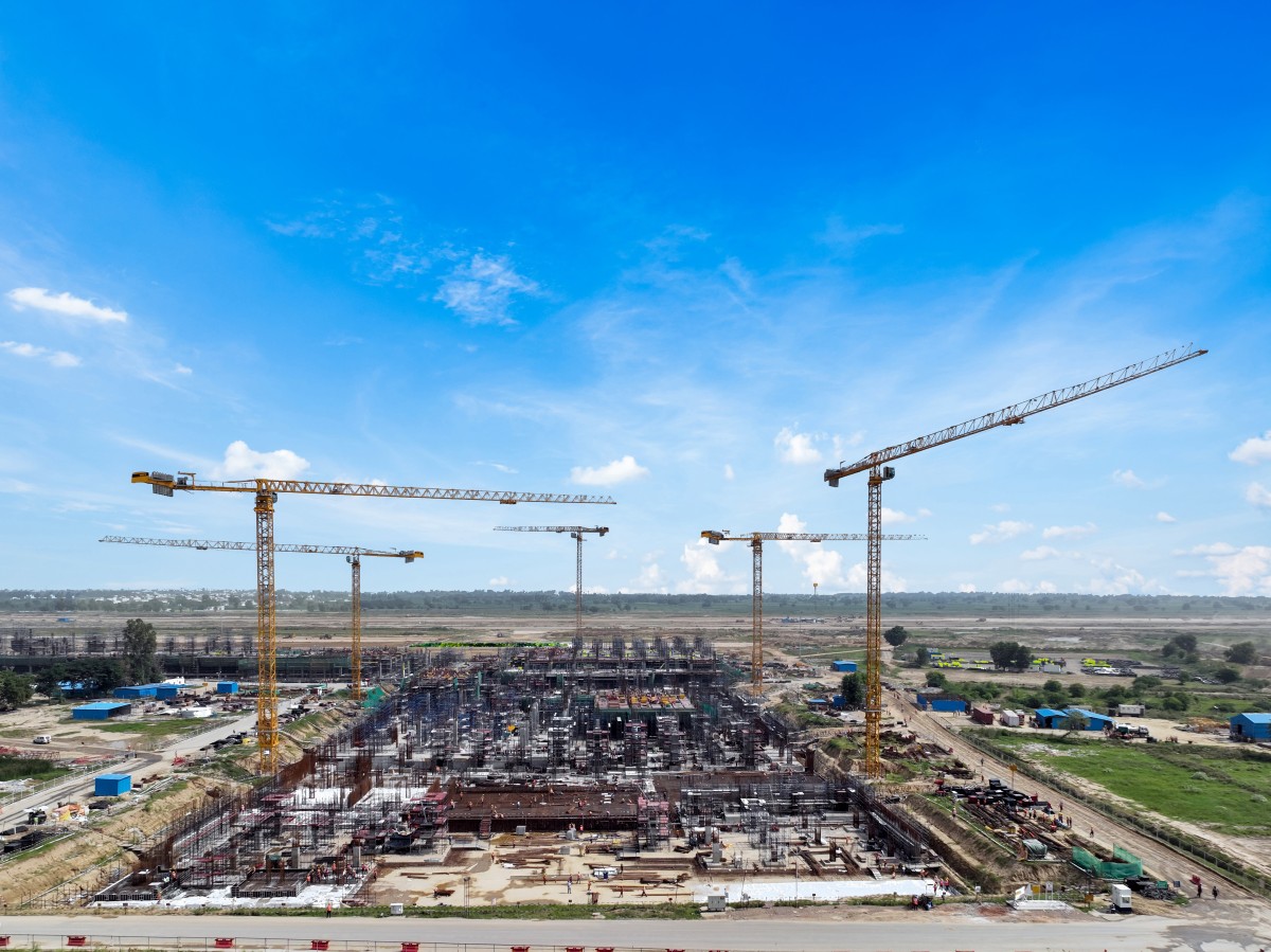Five Potain cranes chosen for India’s groundbreaking new airport