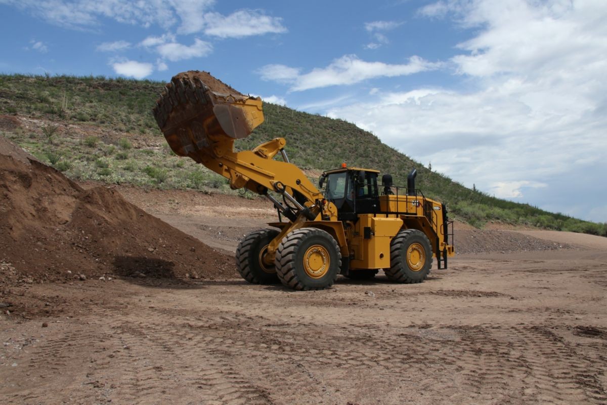 /storage/2021/12/cat-988k-xe-wheel-loader-features-technology-and-efficiency-updates_61c849097c052.jpg
