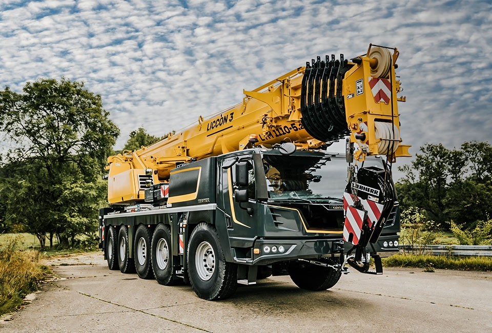 /storage/2021/12/engineered-for-the-future-built-on-experience-liebherr-ltm-1110-52-mobile-crane_61b20ea581a7a.jpg