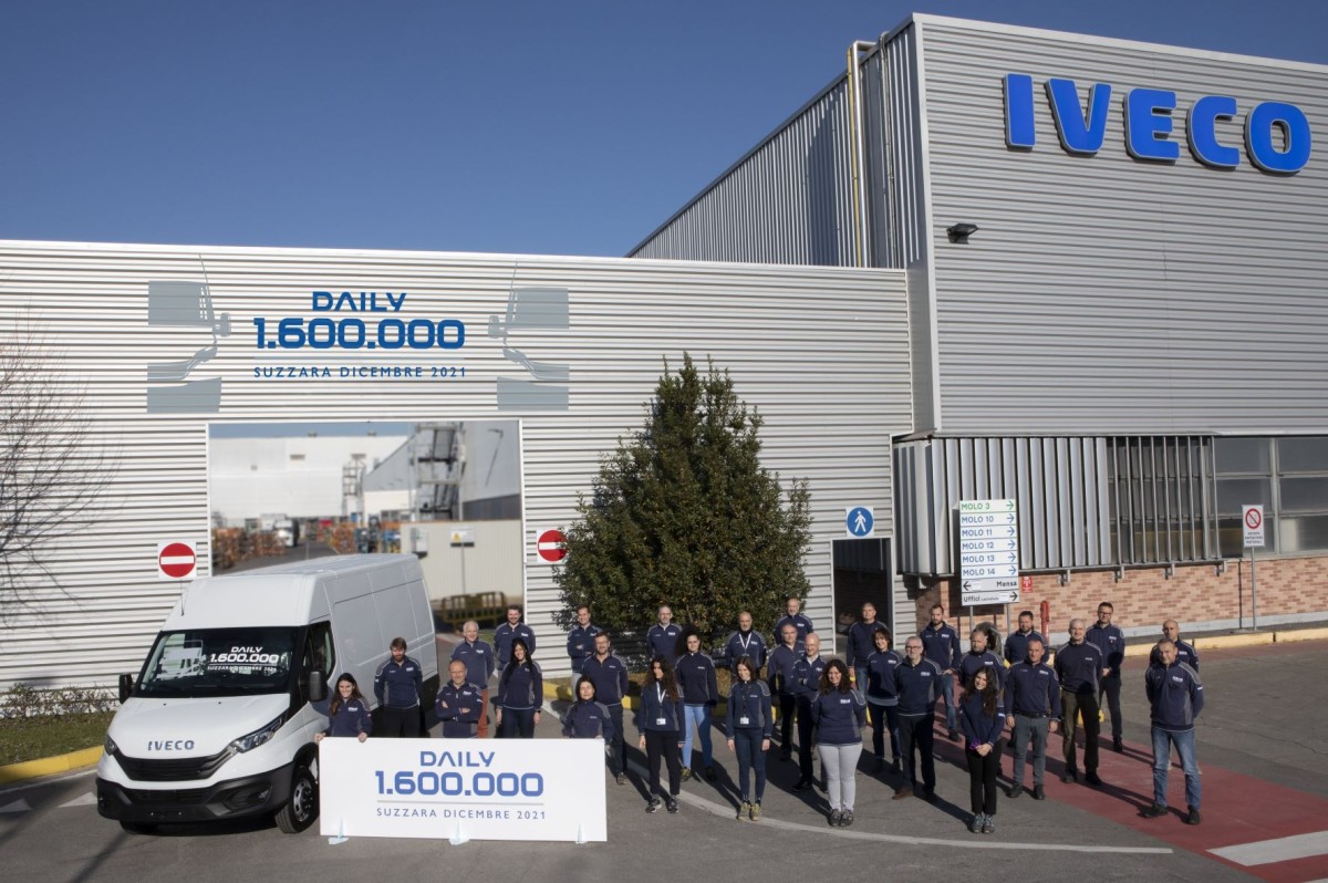 IVECO celebra il 1.600.000° Daily prodotto nello stabilimento di Suzzara