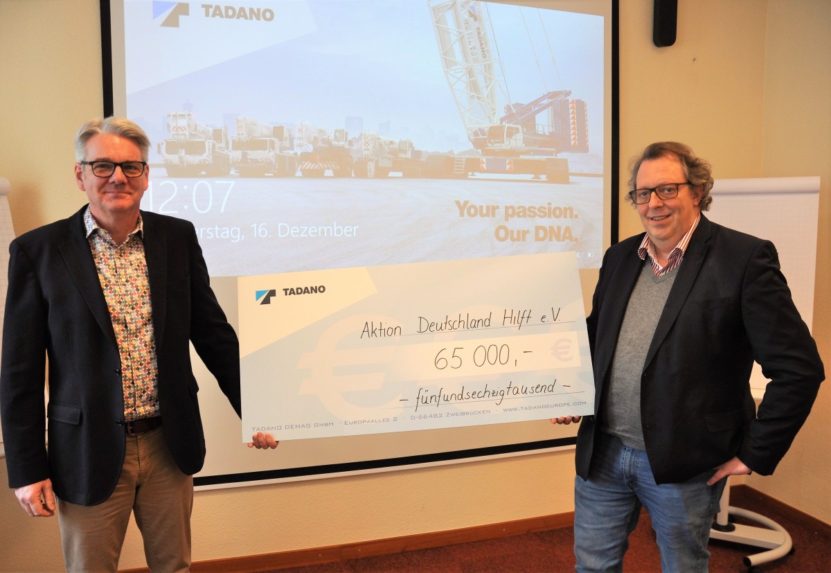 Tadano team donates 65,000 euros to flood victims