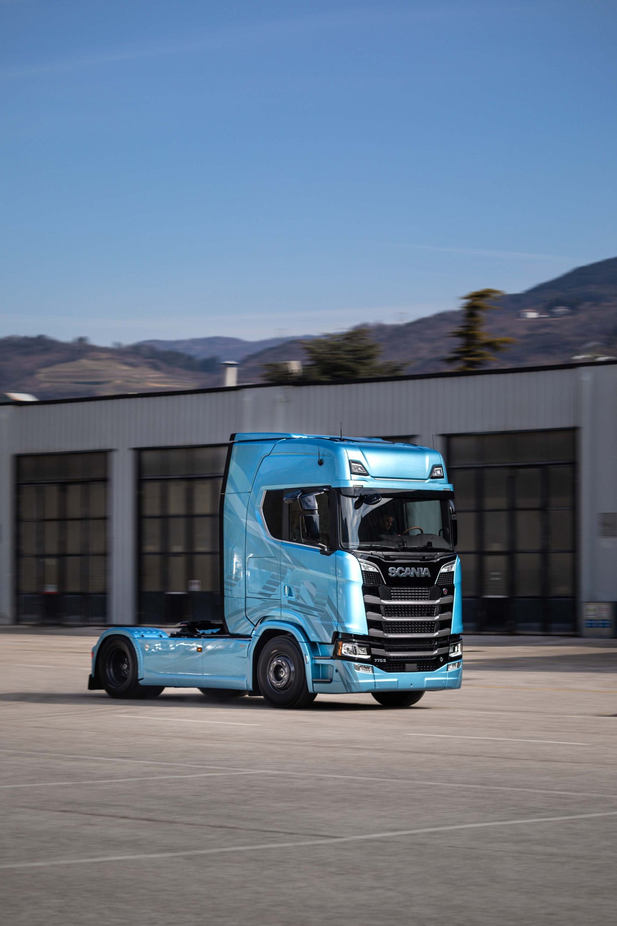 Scania lancia la "Frost Edition", un'edizione limitata V8 personalizzata da Svempa