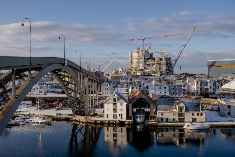 Comansa builds a bespoke tower crane for a Norwegian yard