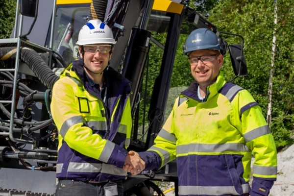 First ever battery-electric surface drill rig field tested in Swedish quarry