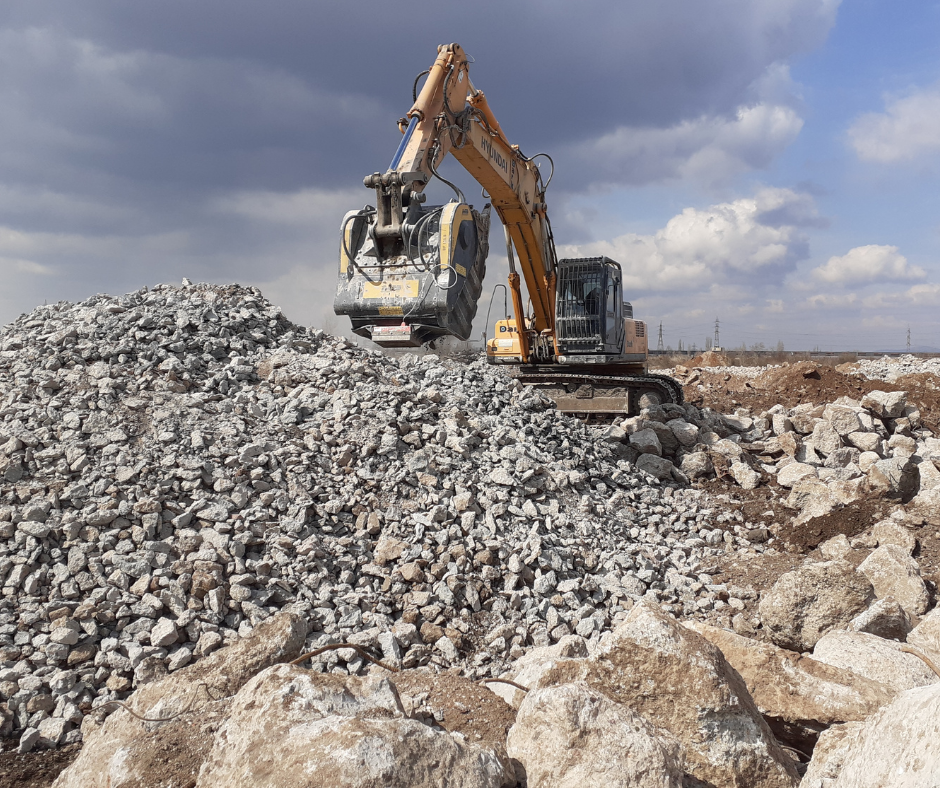MB Crusher's buckets transform the construction sites