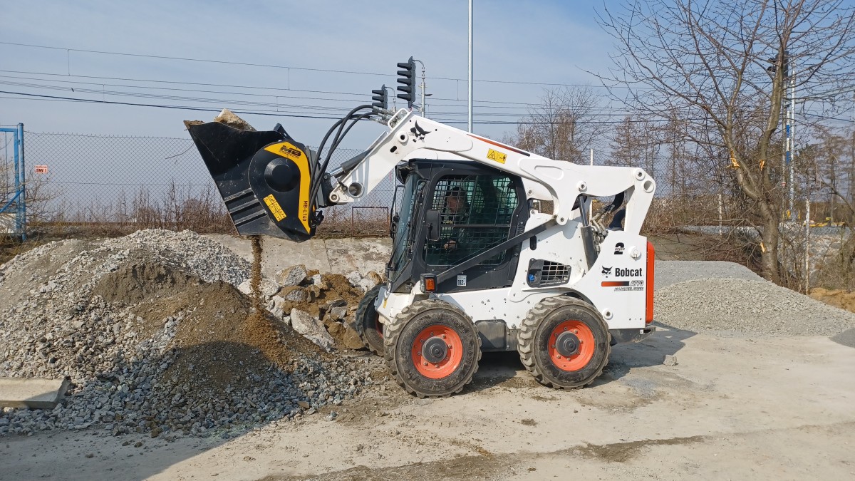 /storage/2022/07/mb-crushers-buckets-transform-the-construction-sites_62d7a6ca3104a.jpg