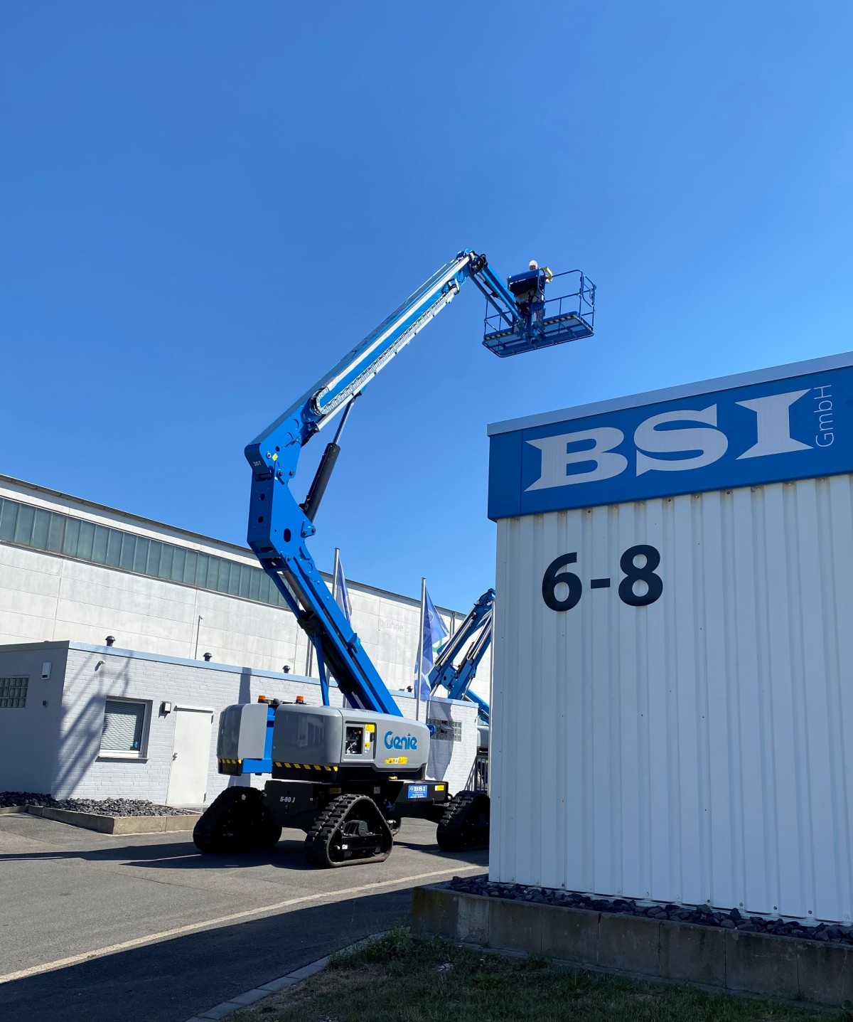 /storage/2022/10/bsi-receives-one-of-the-first-genie-s-80-j-trax-booms-in-germany_6351481131316.jpg