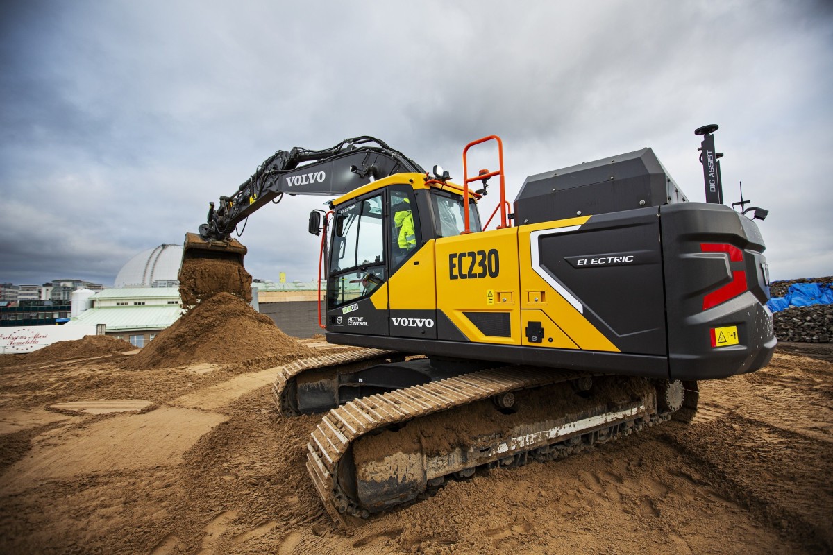 Volvo Construction Equipment increases sales in Q4, 2022