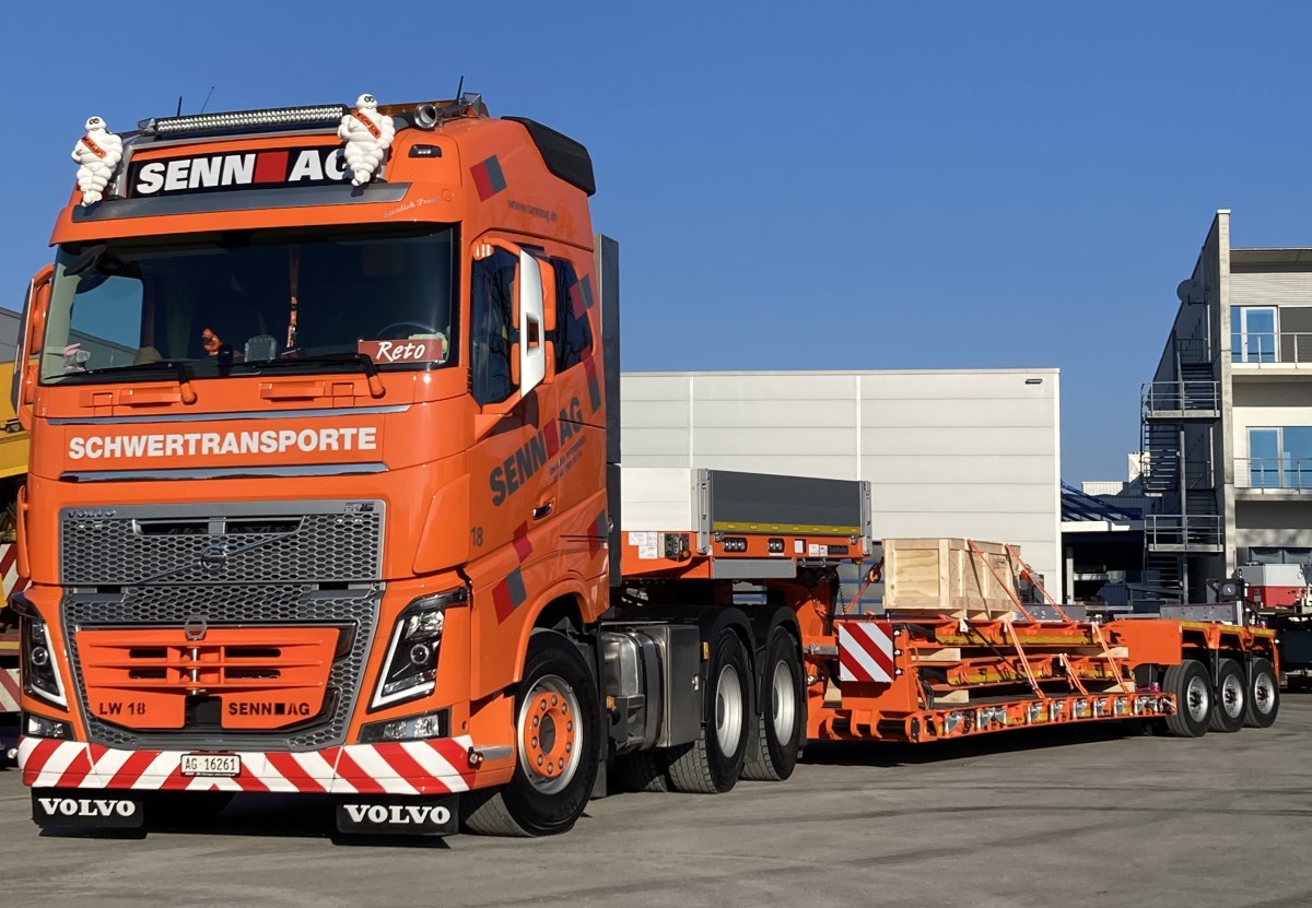 Senn AG takes over STZ-VP 3 low loader semitrailer
