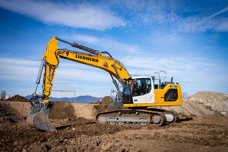 Expanded range of semi-automatic machine control systems for crawler excavators