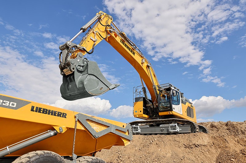 Alternative drive technologies for Liebherr machines in the mining industry