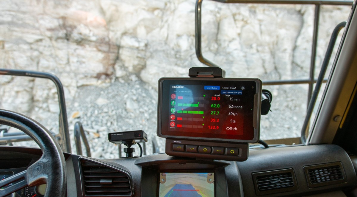 Il monitor di guida per l’operatore (OGM) di Komatsu