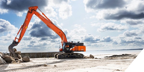 Hitachi introduces new ZX490LCH-7 super long front excavator