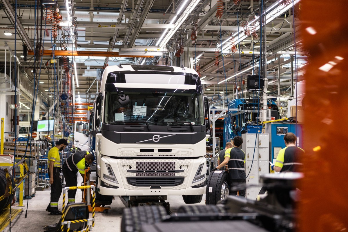 Volvo Trucks inizia la produzione in serie di veicoli elettrici a Gand