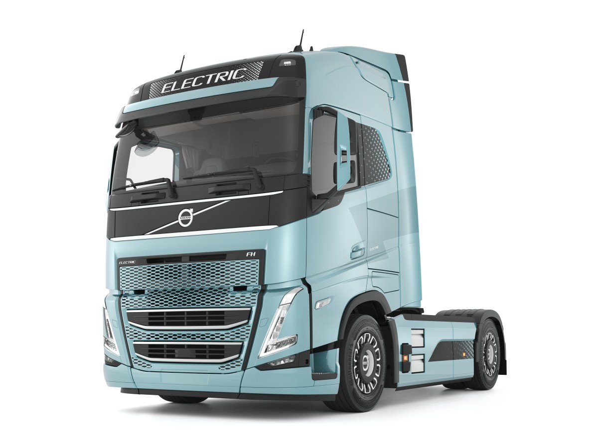 Volvo FH Electric vince il premio "Truck of the Year 2024"