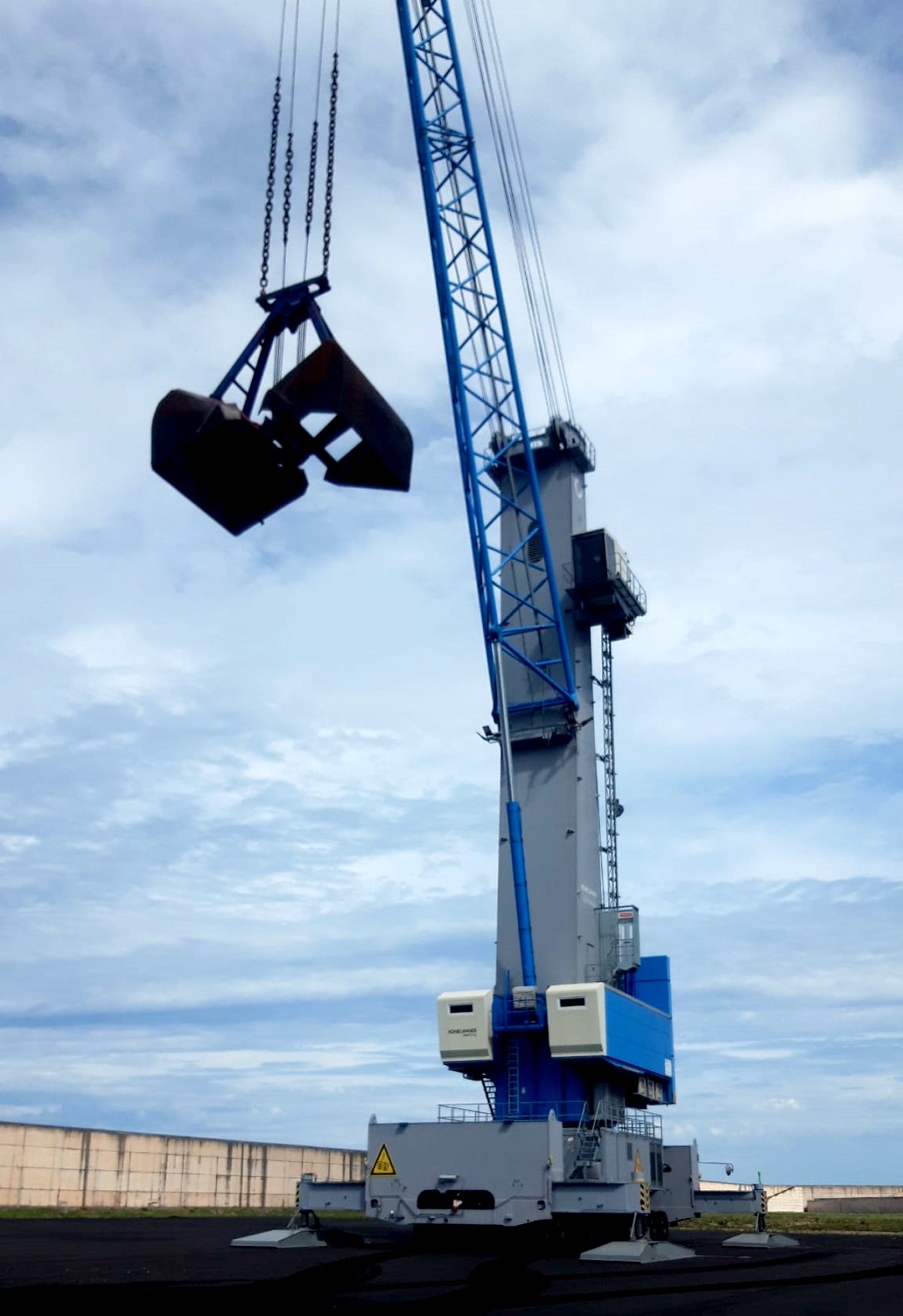 Spain’s Ership receives a mobile harbor crane from Konecranes