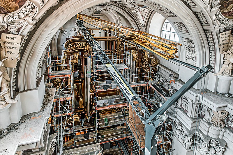 Liebherr L1 fast-erecting crane at work inside Passau Cathedral