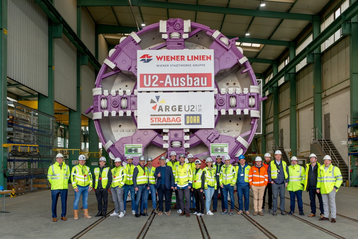 Herrenknecht presents tunnel boring machine for Vienna