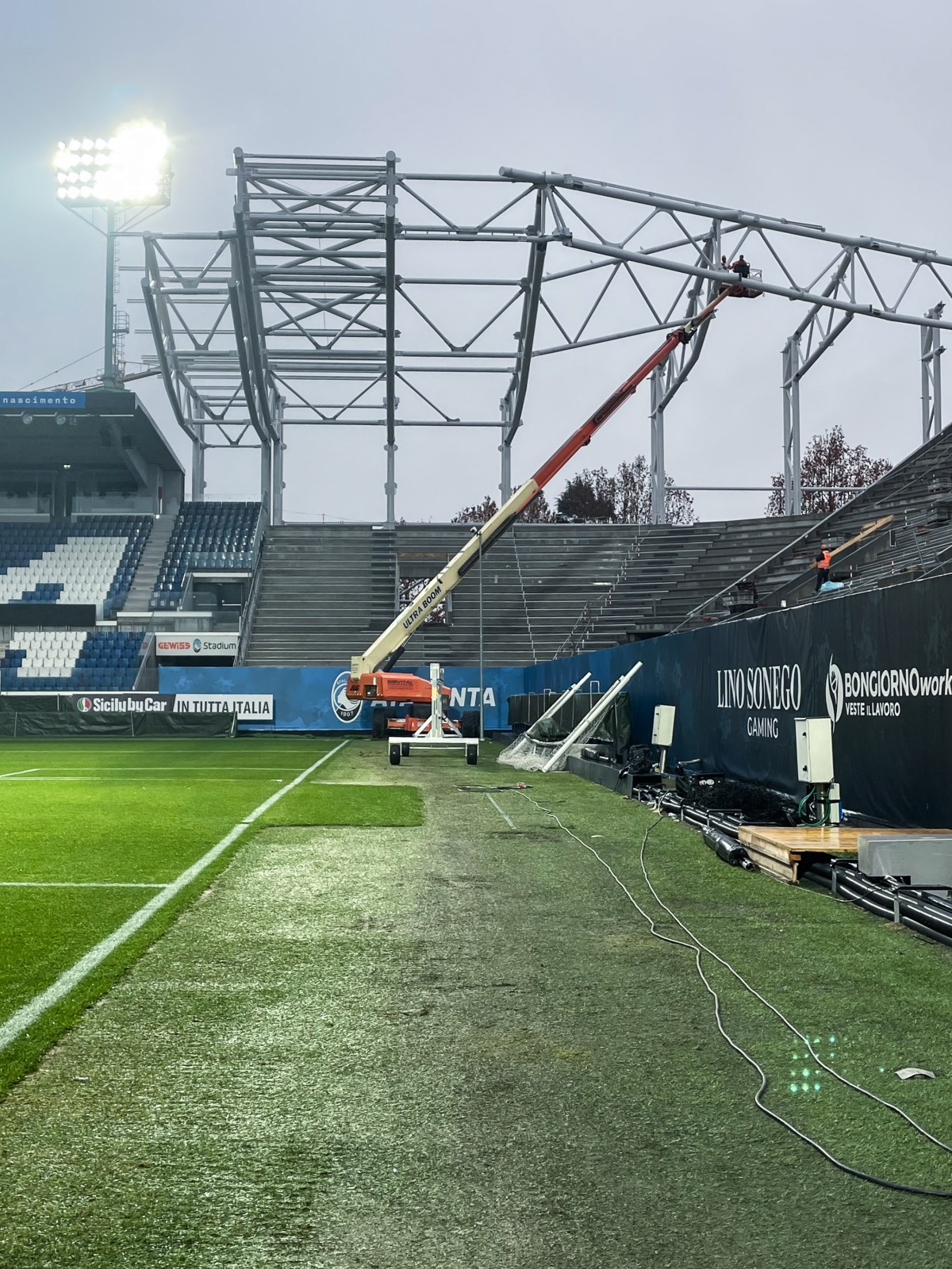 JLG all’opera per rinnovare lo stadio di Bergamo