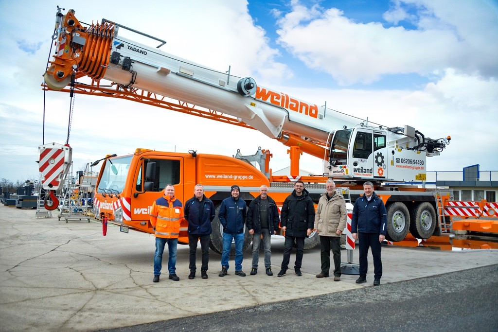 Weiland takes delivery of Tadano AC 5.160-1 all terrain crane