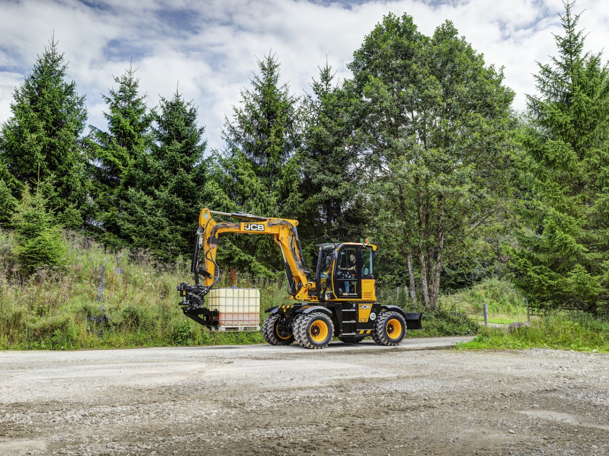 /storage/2024/04/jcb-expands-hydradig-line-up-with-plus-and-pro-models_660a77ae02cca.jpg
