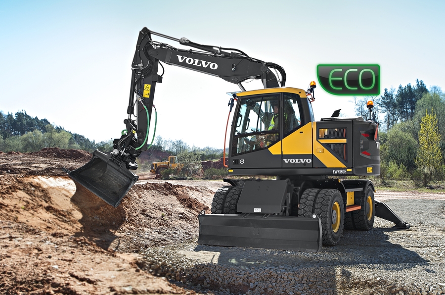 Compattezza e stabilità con l&rsquo;escavatore gommato Volvo EWR150E