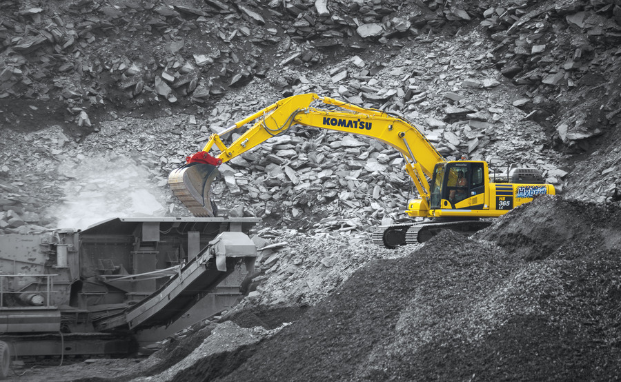 Komatsu Europe International N.V. lancia il nuovo escavatore ibrido HB365LC/NLC&#8208;3
