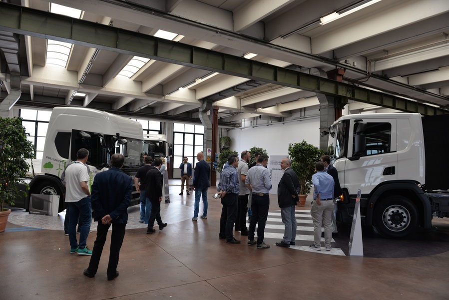 A Trento 80 allestitori entrano nel mondo Scania