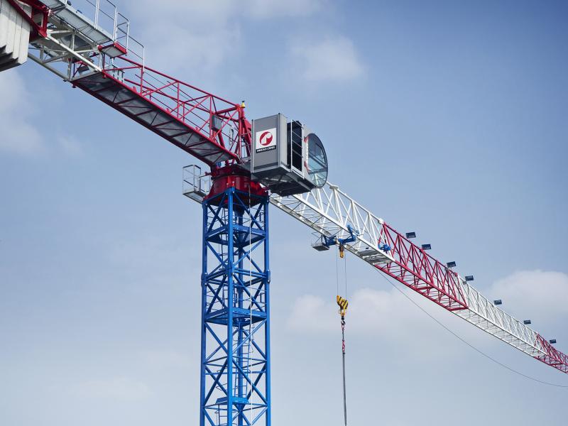 Raimondi Cranes potenzia la rete di vendita