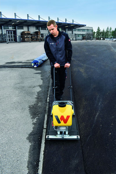 Wacker Neuson to showcase at Intermat 2018battery-powered vibratory plate for zero emissions compaction