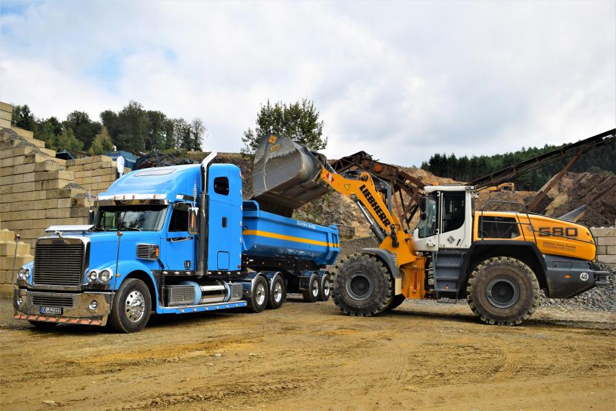Günter Jung GmbH relies on Liebherr L 580 XPower wheel loader for greywacke extraction