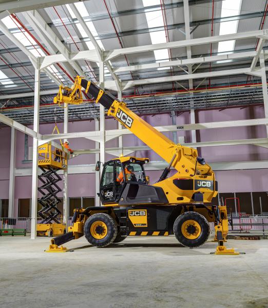 JCB launches its first ever rotating telehandler