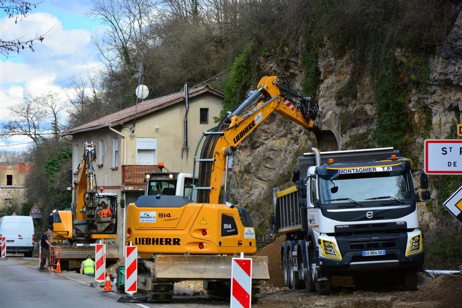 Versatile and compact: Liebherr solutions in operation at Montagnier TP