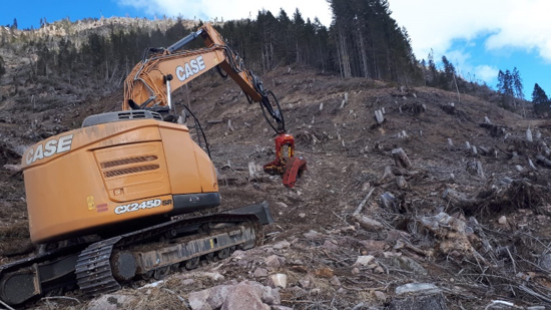 CASE crawler excavators at work throughout Europe 